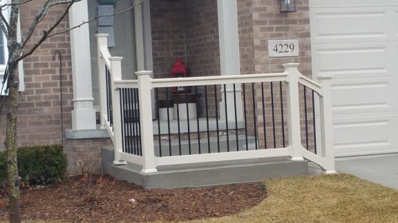 Vinyl T Rail Kits with SQUARE Aluminum Balusters (36" and 42" Heights) - Image 12
