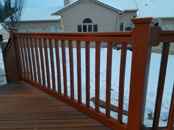Vinyl Rail Kits with Square 1 1/2" x 1 1/2"  Vinyl Balusters (36" and 42" Heights) - Image 4