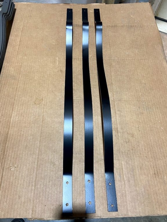 Baroque (Wavy) Deck Baluster Face Mount - Image 3