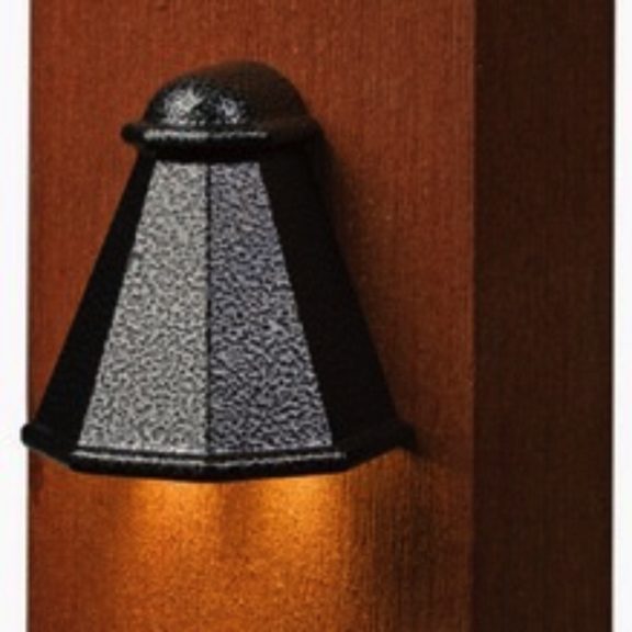 Tear Drop Post Light w/Triple Light