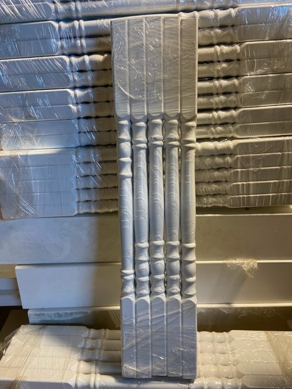 Vinyl Balusters 1-1/2" x 1-1/2" Square or Colonial - Image 8