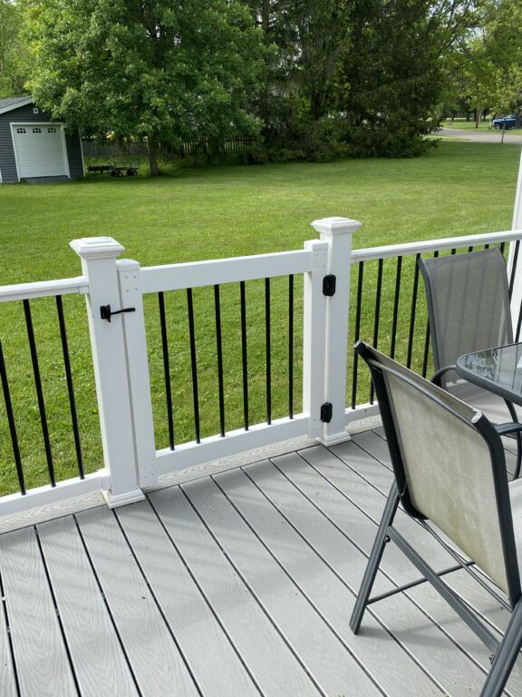 Vinyl Deck Gate Kit 3 Colors